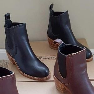 Red Wing Heritage Harriet Boots-black only